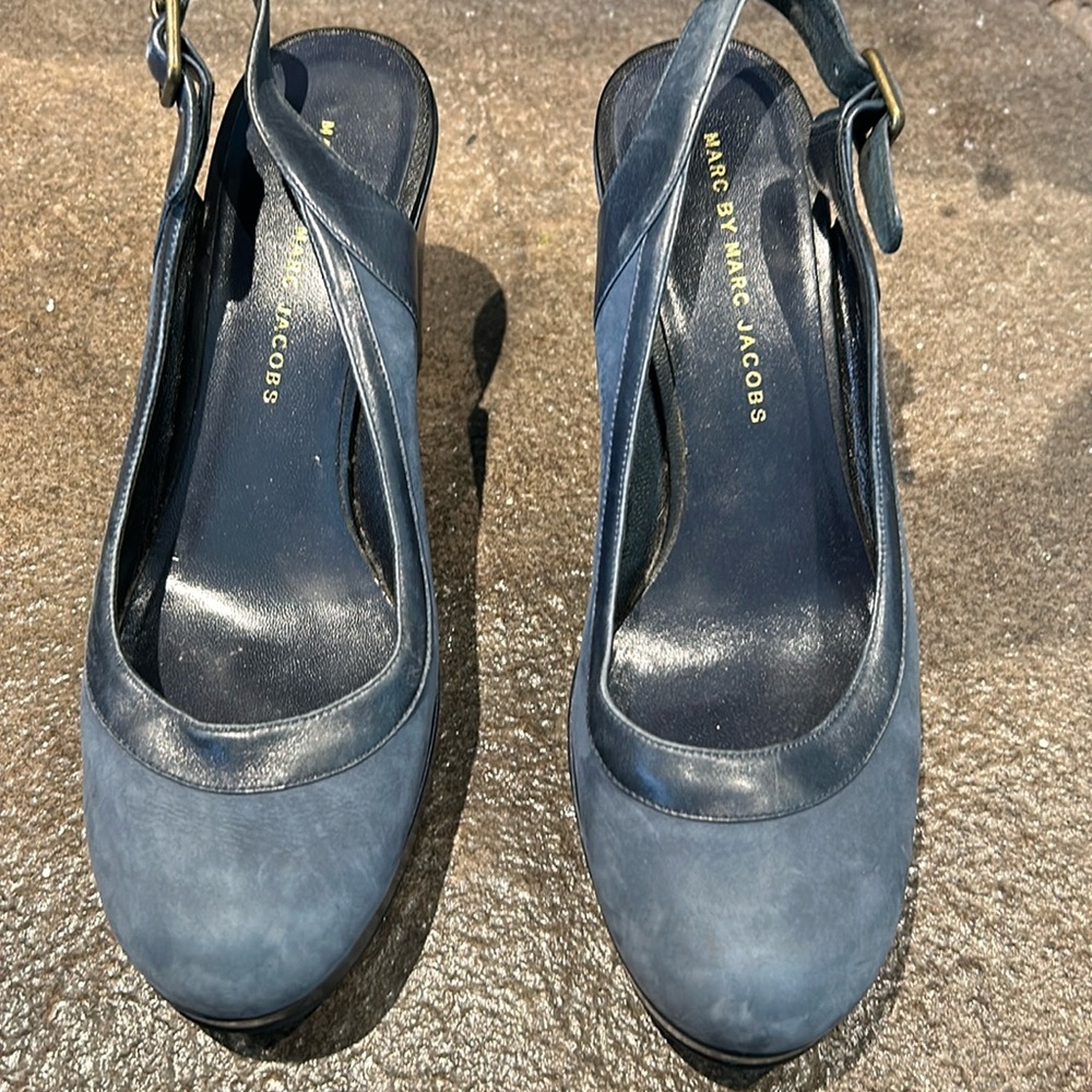 Marc Jacob suede Wedge loved and worn but still a great buy! Very comfortable